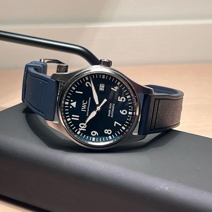 IWC 마크 18 '어린 왕자' 에디션 IW327016 착용샷 4