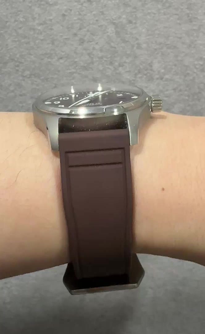 IWC 파일럿 워치 마트 20 IW328202 착용샷 1