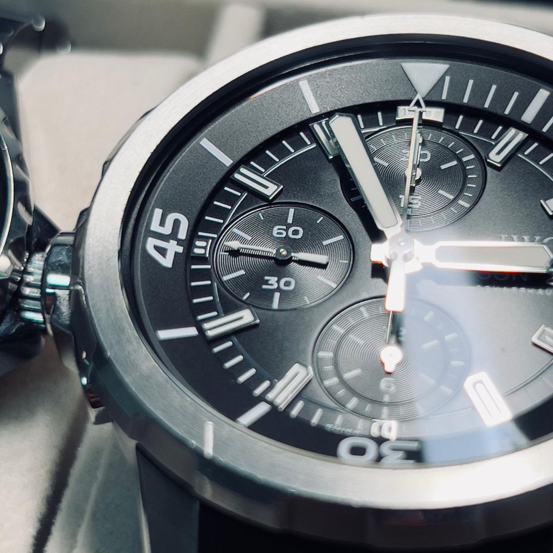 IWC 아쿠아타이머 크로노그래프 IW376803 착용샷 1