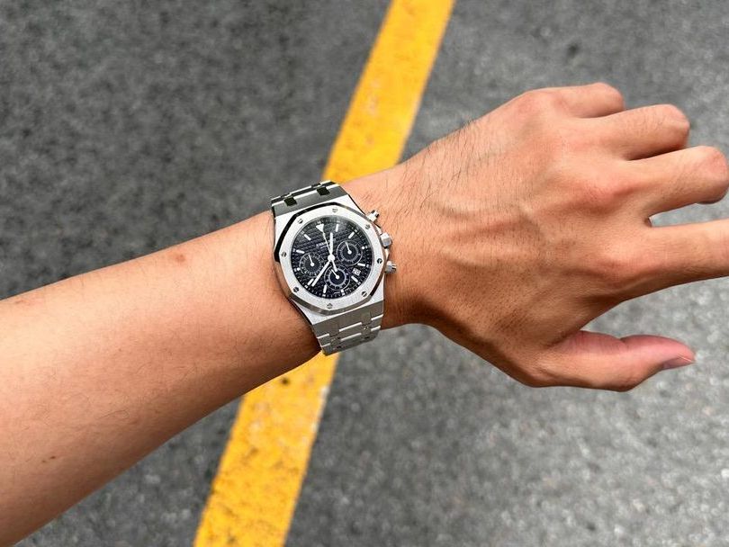 Audemars Piguet Royal Oak Chronograph 26300ST.OO.1110ST.03 着用写真 1