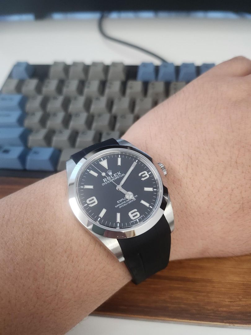 Rolex Explorer 1 214270 owner photo 7