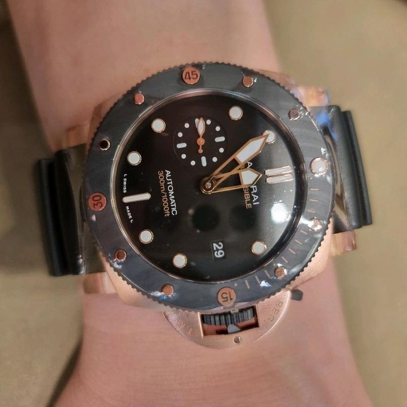 Panerai Submersible Bronzo PAM00968 着用写真 1
