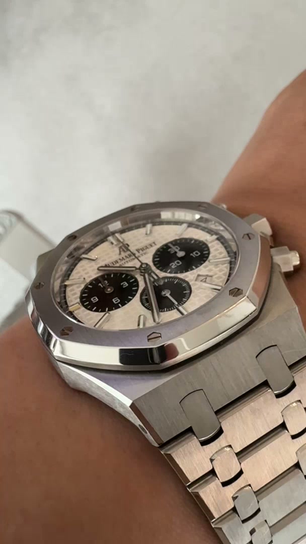 Audemars Piguet Royal Oak Selfwinding Chronograph 26331ST.OO.1220ST.03 owner photo 1