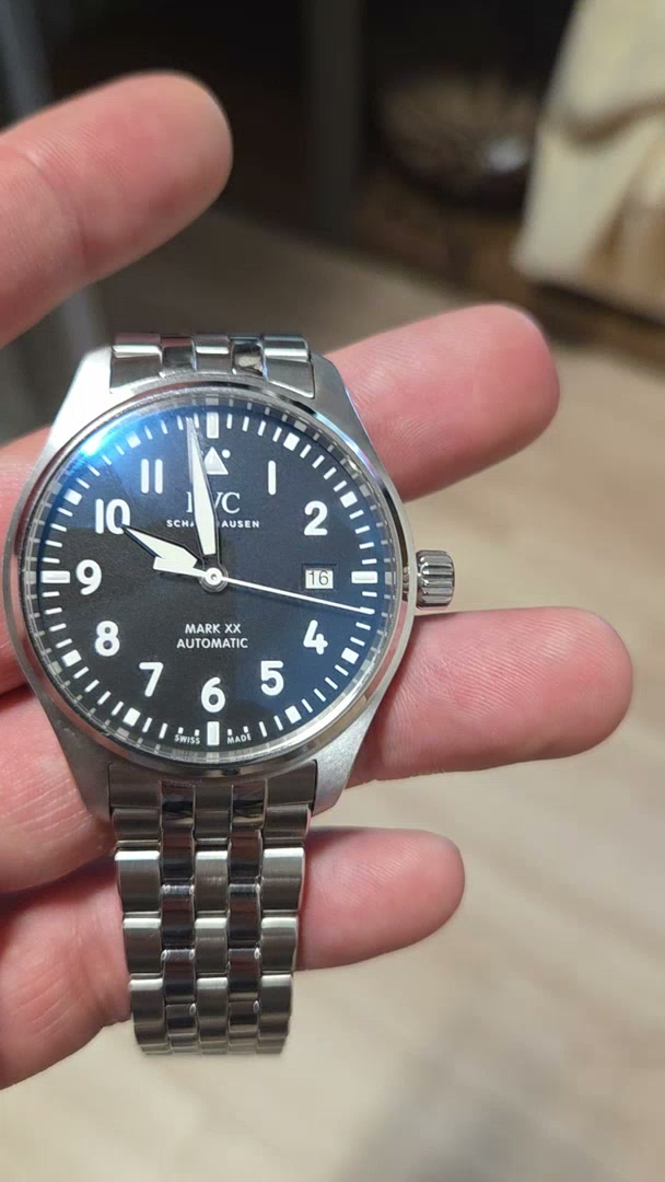 IWC 파일럿 워치 마트 20 IW328202 착용샷 4