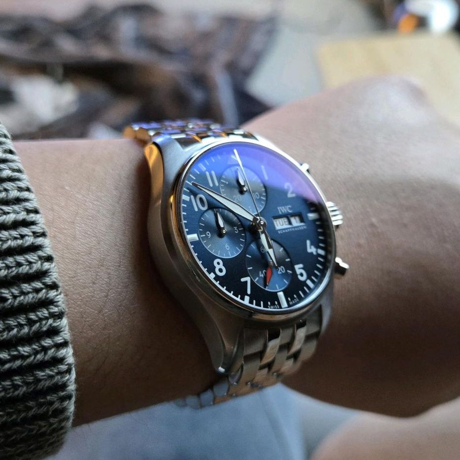 IWC 파일럿 워치 크로노그래프 41 IW388102 착용샷 1