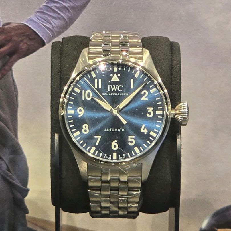 IWC 마크 18 '어린 왕자' 에디션 IW327016 착용샷 1