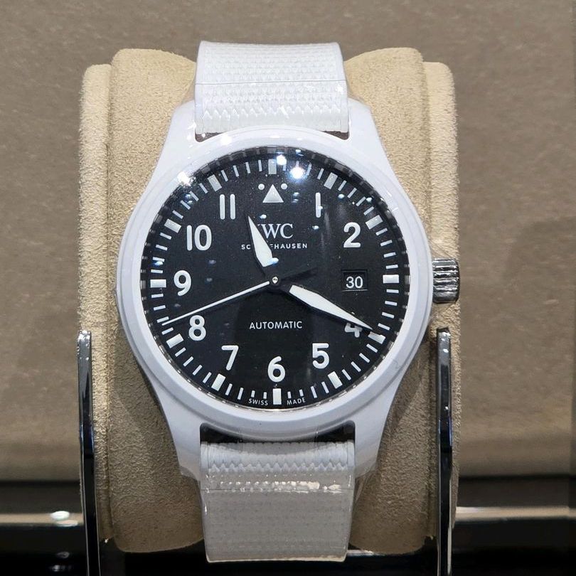 IWC 파일럿 워치 마크 XX IW328201 착용샷 1