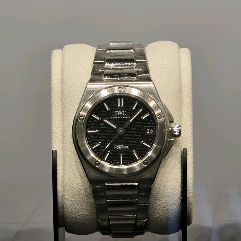 IWC 인제니어 오토매틱 40 IW328901 착용샷 3