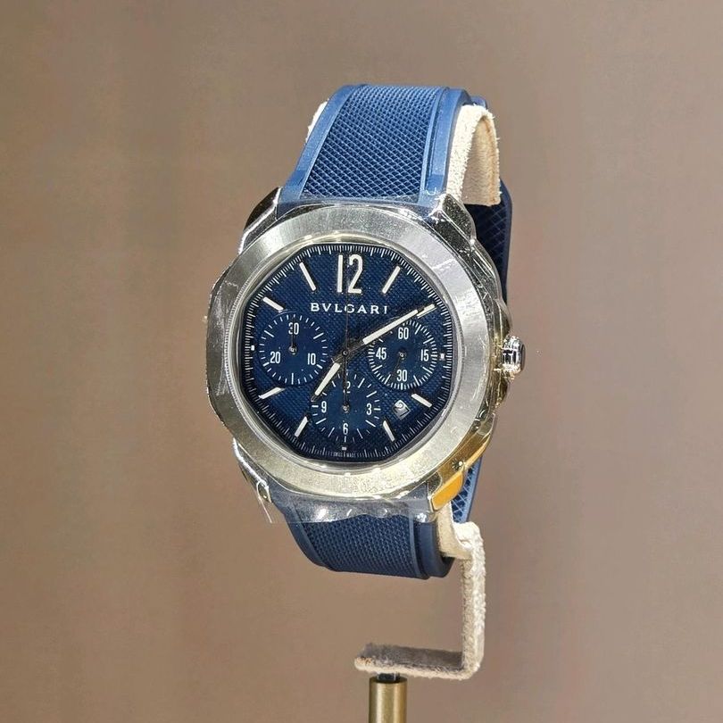Bvlgari Octo Roma Chronograph 103829 着用写真 2