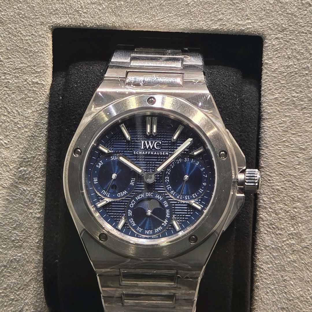 IWC 인제니어 퍼페추얼 캘린더 41 IW344903 착용샷 2
