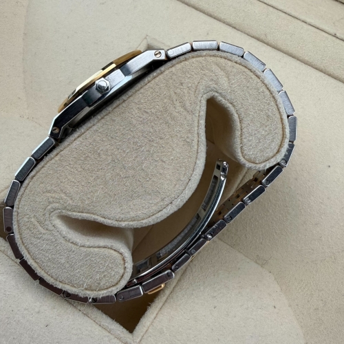 Audemars Piguet Royal Oak Quartz 66270SA.OO.0722SA.01 - 8