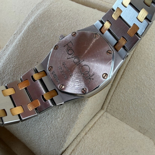 Audemars Piguet Royal Oak Quartz 66270SA.OO.0722SA.01 - 3