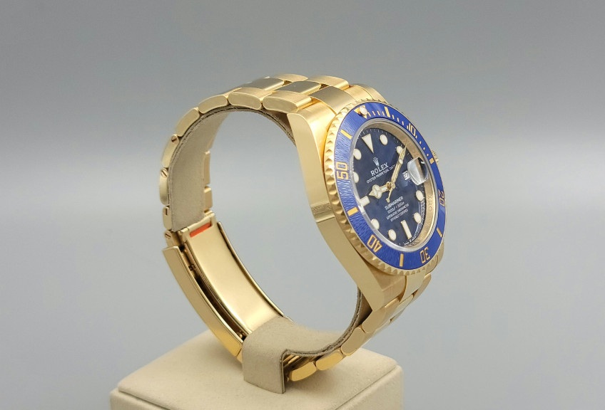 Rolex Submariner Date 126618LB - 4