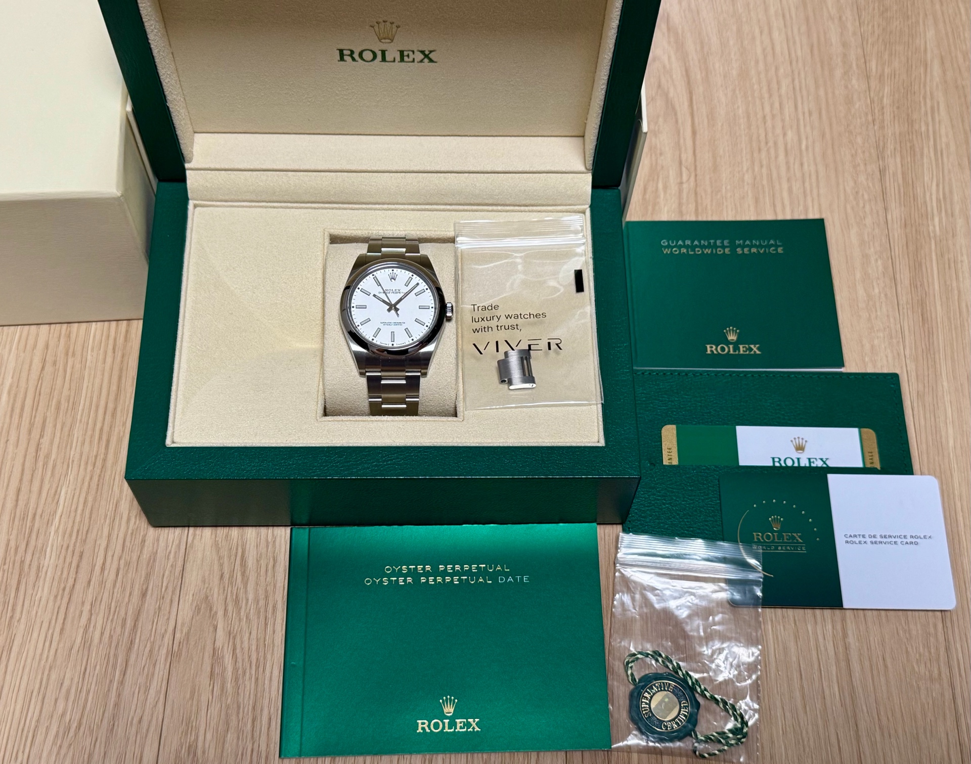 롤렉스 오이스터 퍼페츄얼 39 114300 - 6