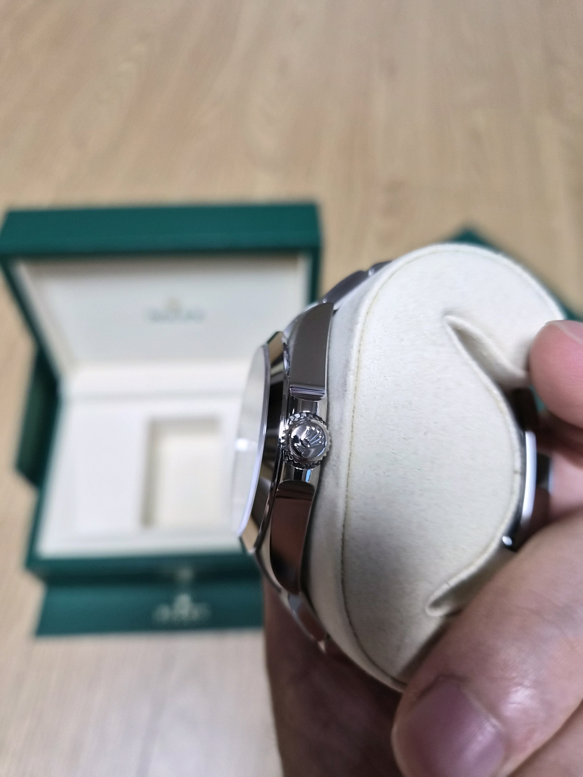 Rolex Air-King 126900 - 4