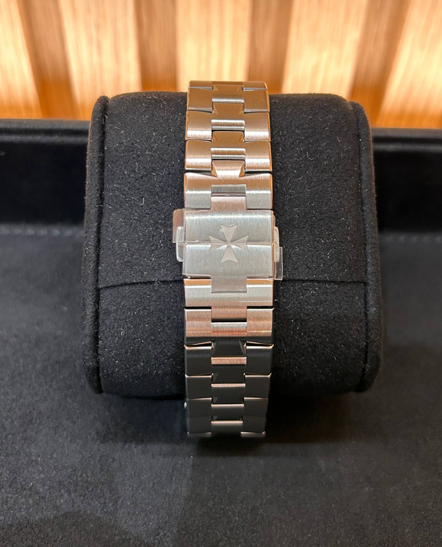 Vacheron Constantin Overseas 4520V/210A-B128 - 4
