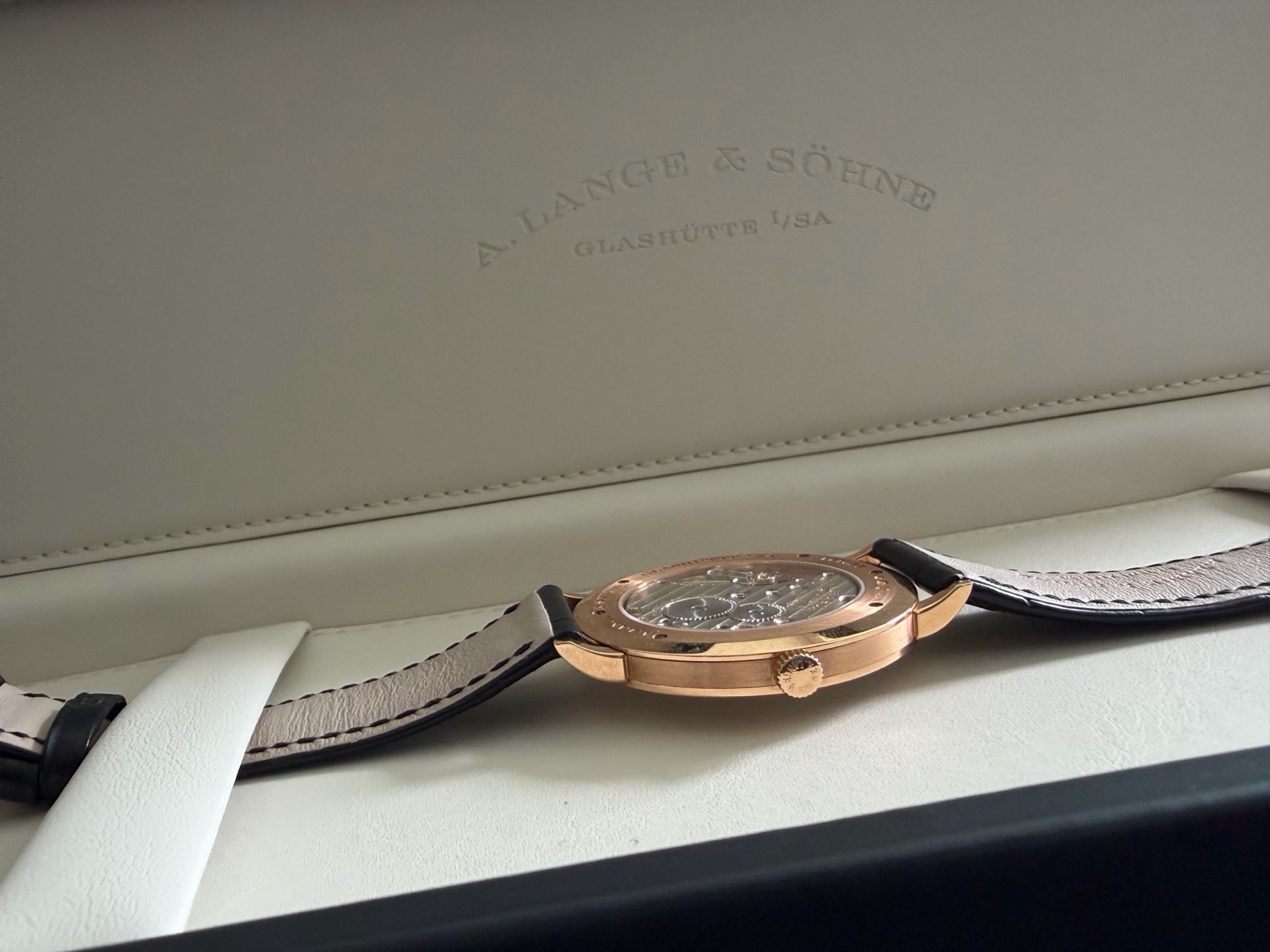 A. Lange & Söhne Saxonia Thin 211.033 中古 2024年式 판매자 등록 이미지 2