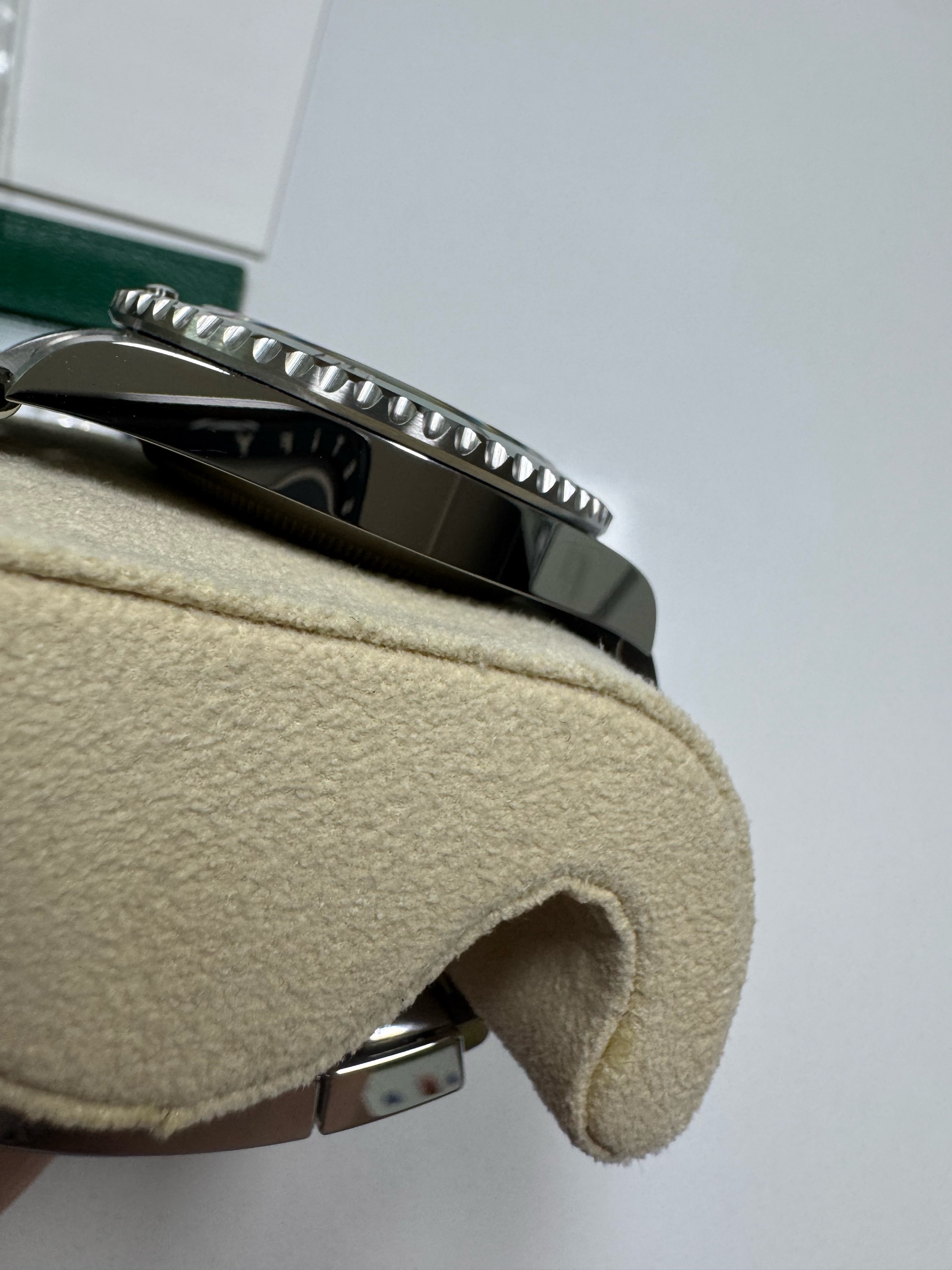 Rolex Submariner Date 126610LV - 3