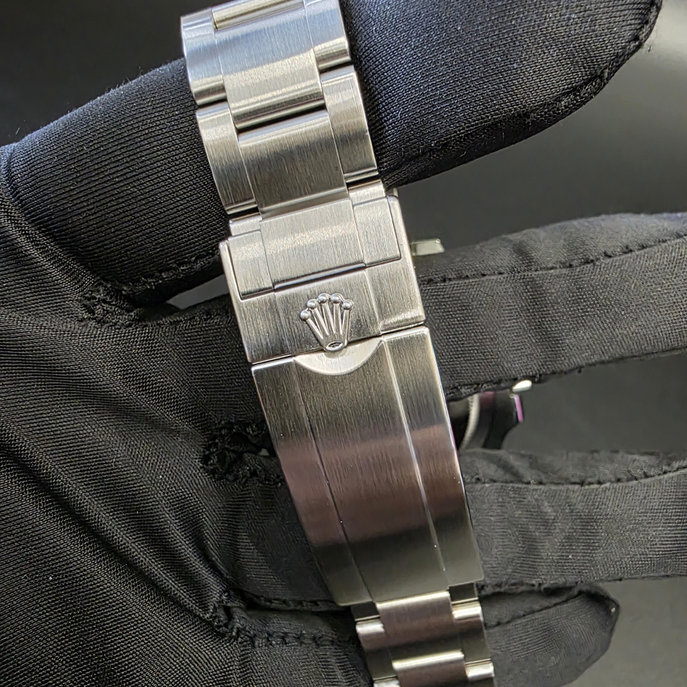 Rolex Submariner 114060 - 5