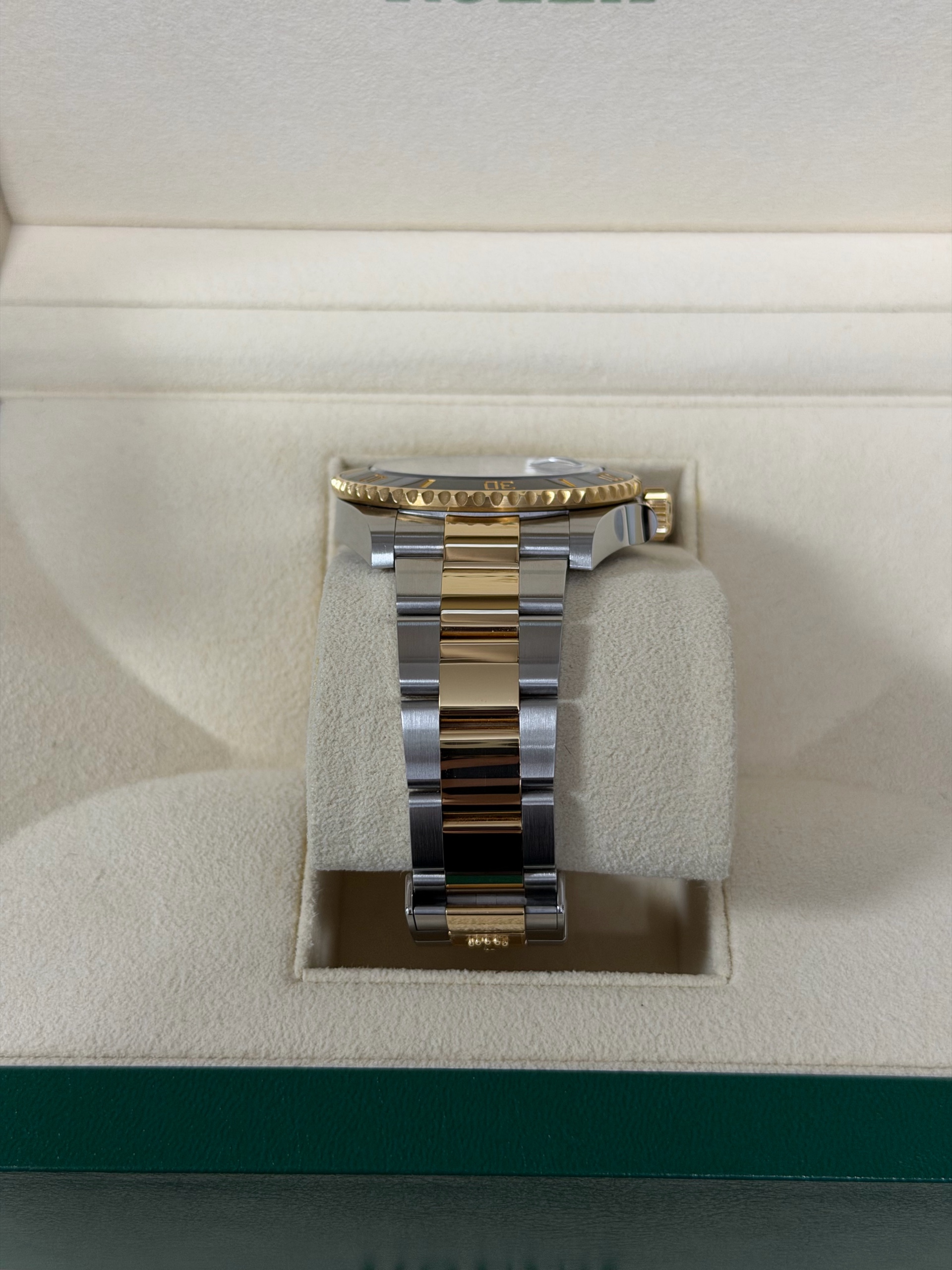 Rolex Submariner Date 126613LN - 3