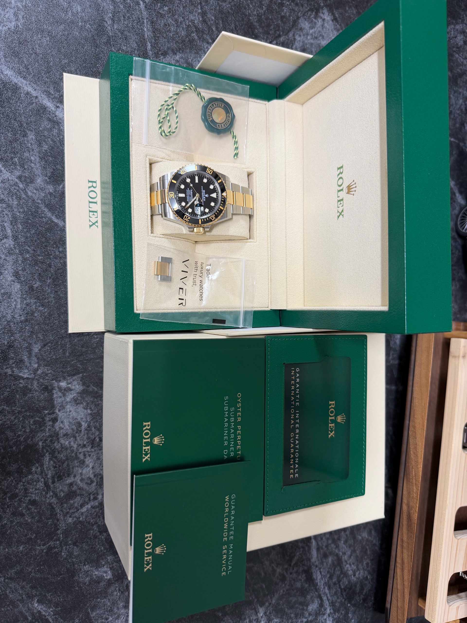 Rolex Submariner Date 126613LN - 8