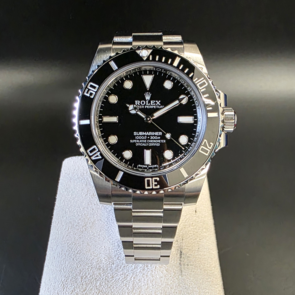 Rolex Submariner 114060 - 1