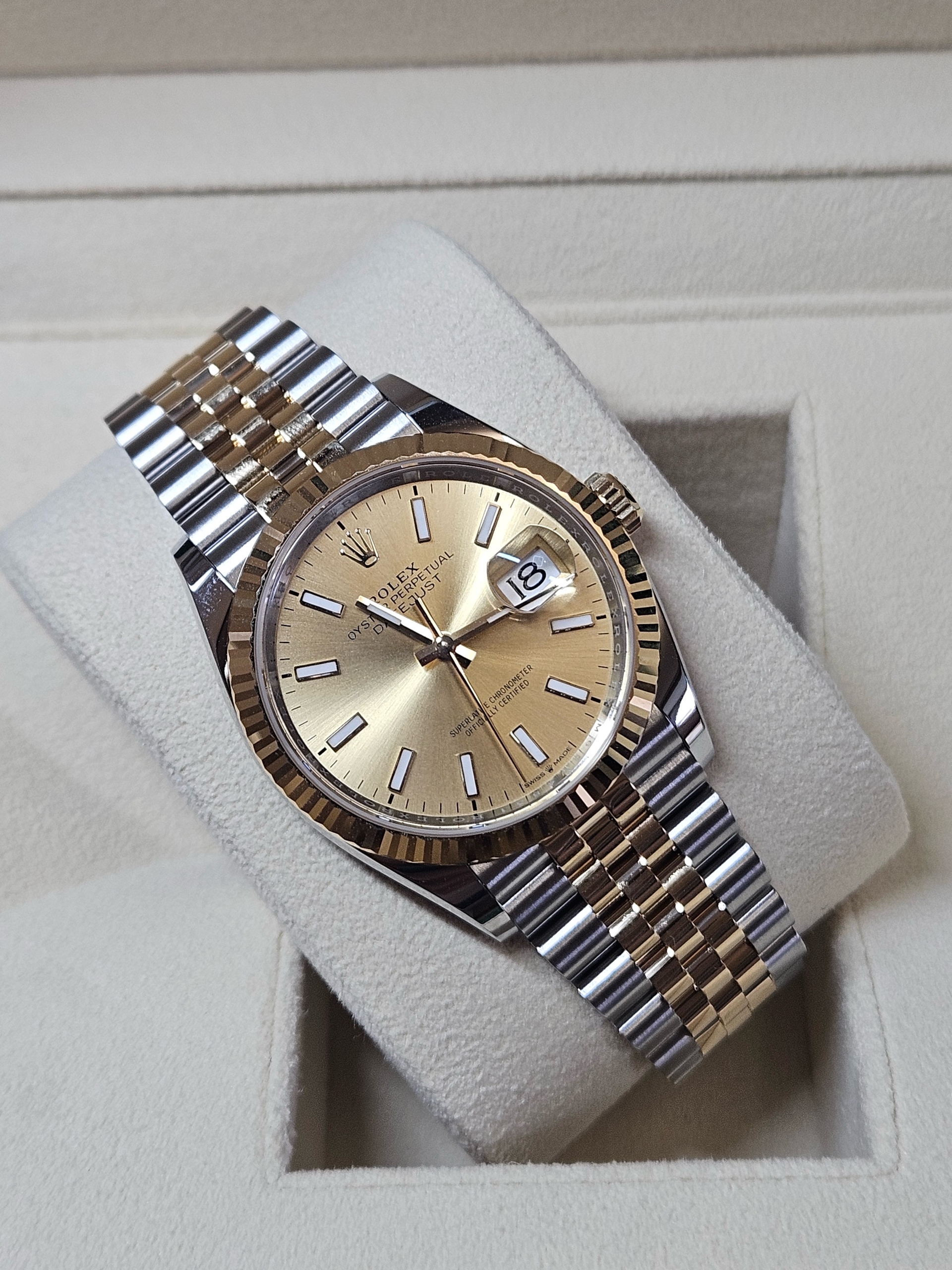 Rolex Datejust 36 126233 未使用 2026年式 판매자 등록 이미지 2