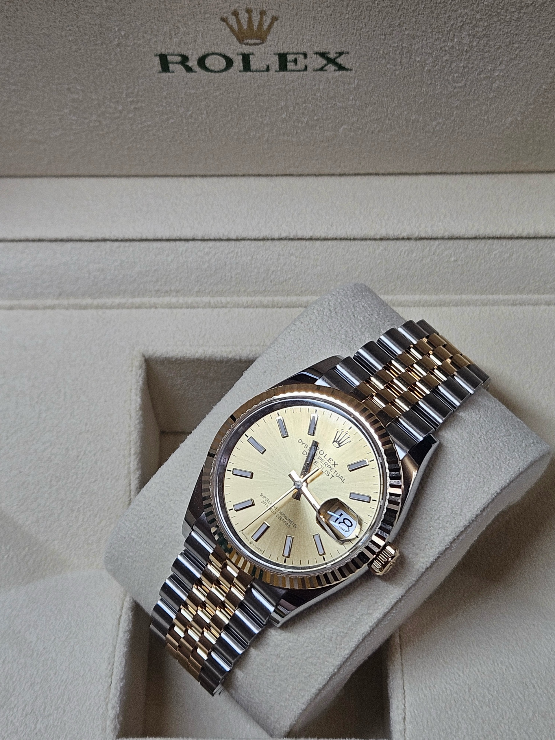 Rolex Datejust 36 126233 未使用 2026年式 판매자 등록 이미지 3