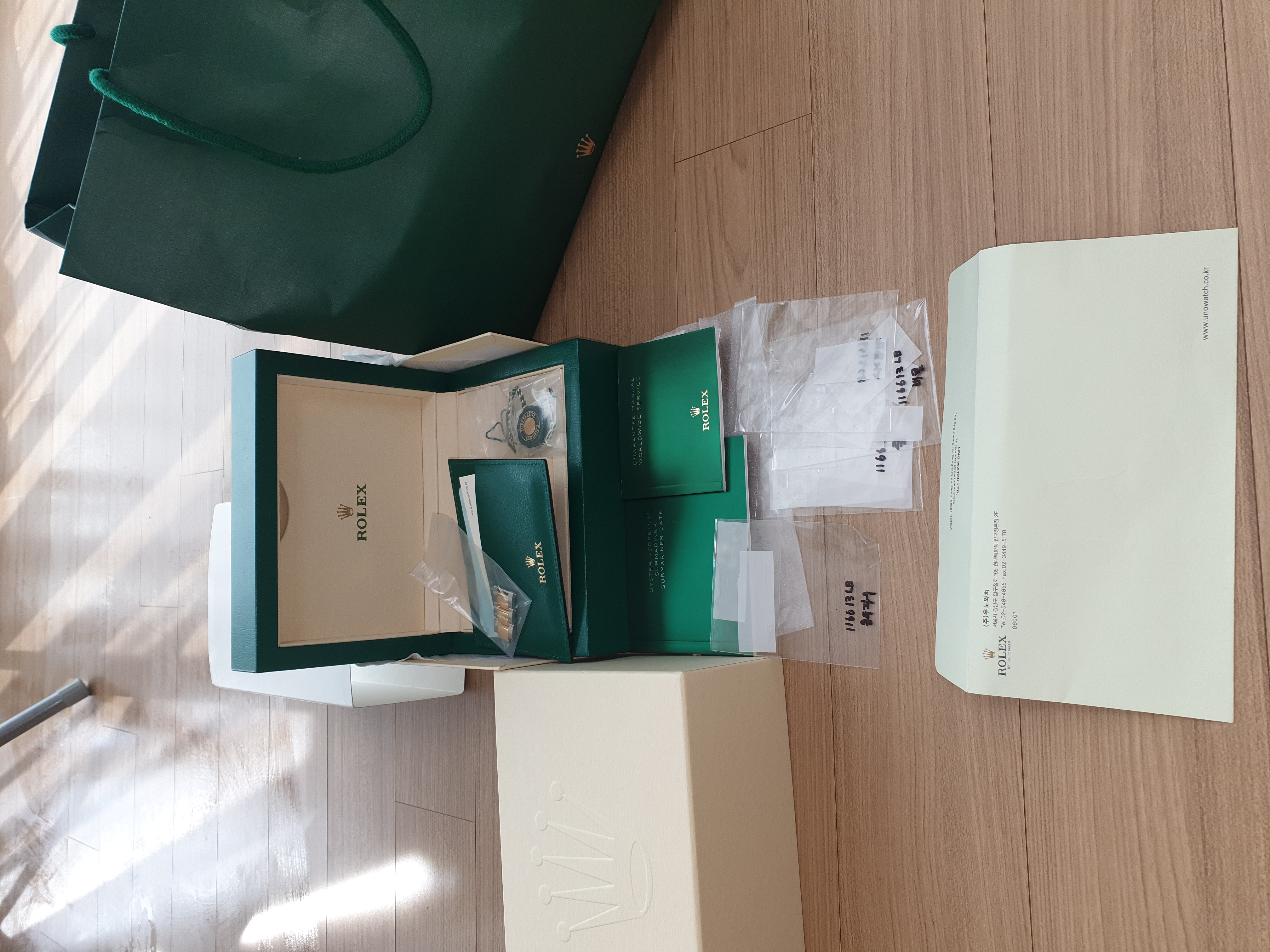 롤렉스 서브마리너 데이트 116613LB 중고 2018년식 판매자 등록 이미지 2