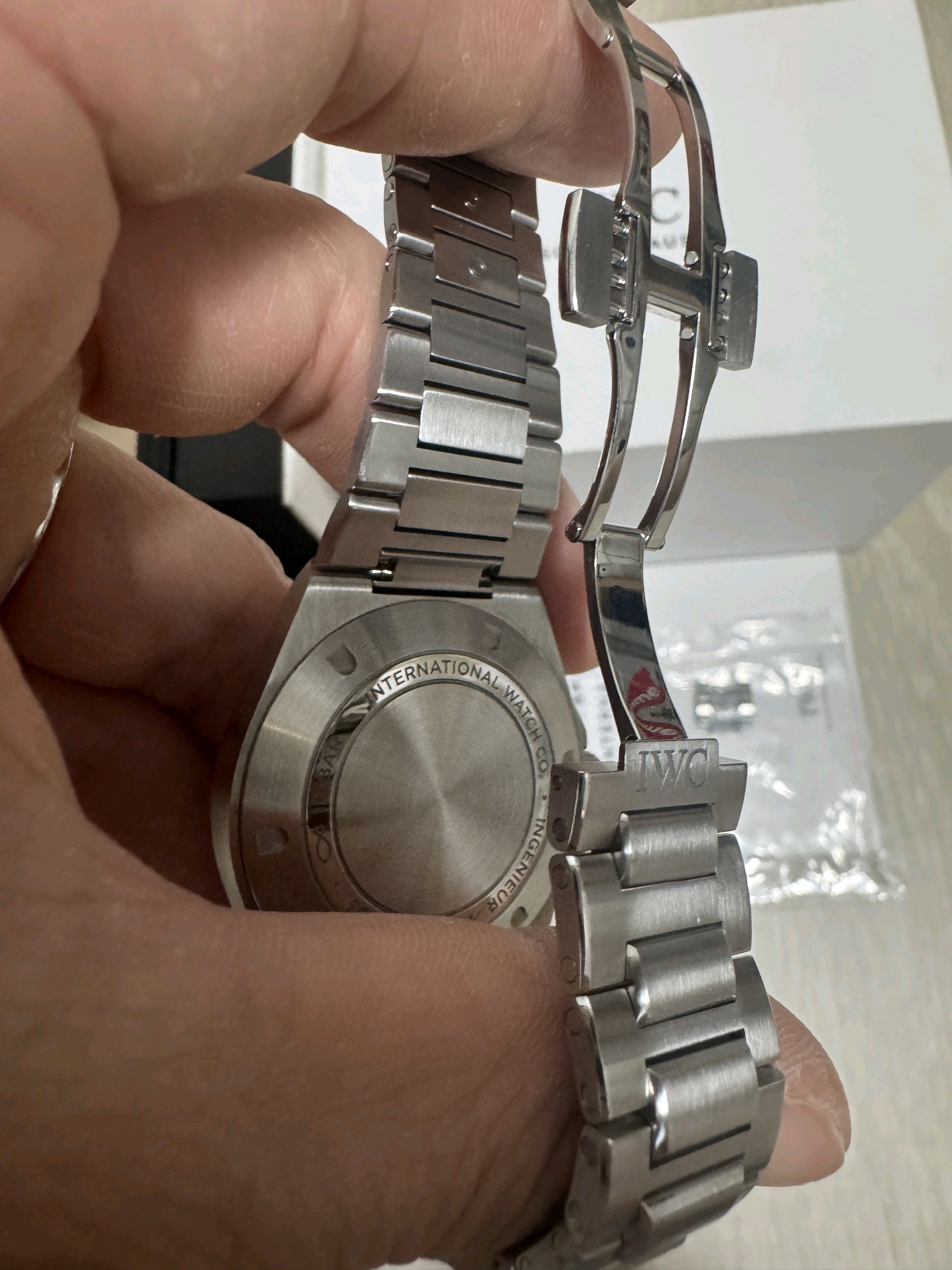 IWC 인제니어 오토매틱 40 IW328901 중고 2025년식 판매자 등록 이미지 3