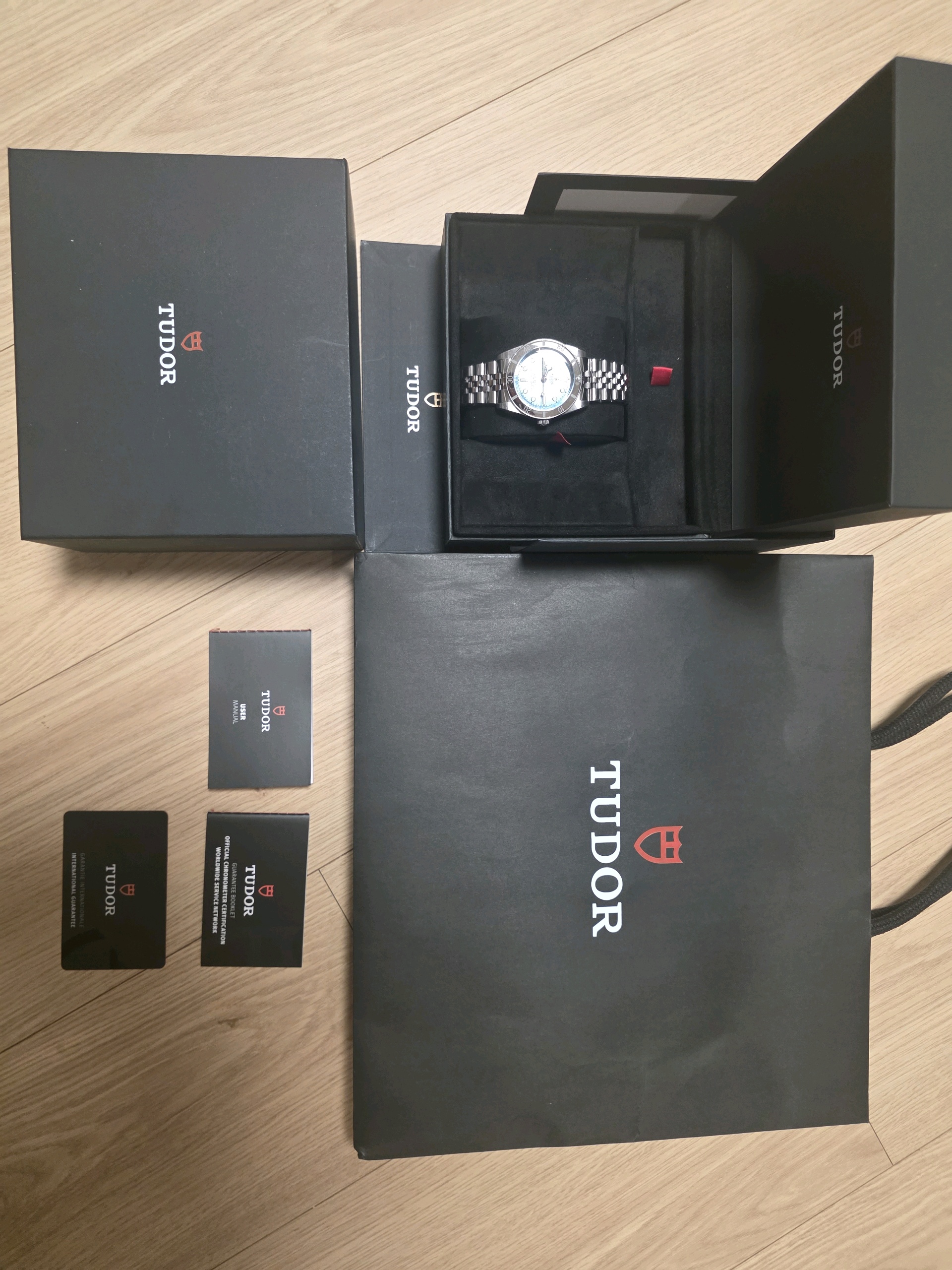 튜더 블랙 베이 54 M79000-0001 중고 2026년식 판매자 등록 이미지 2
