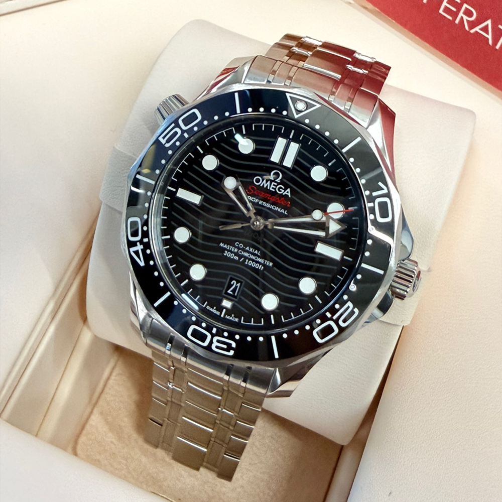 Omega Seamaster Diver 300M 210.30.42.20.01.001 中古 2025年式 판매자 등록 이미지 6