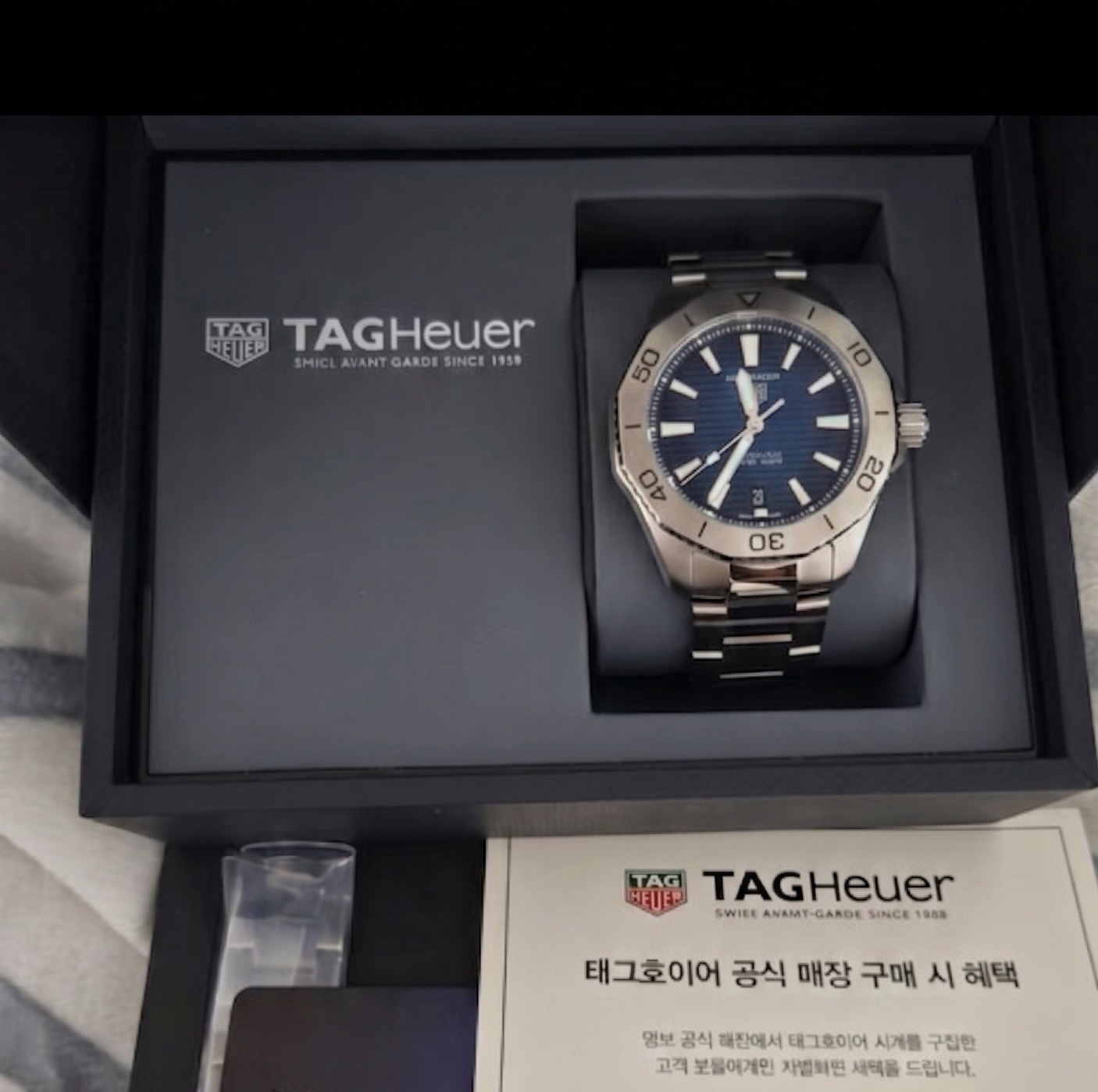태그 호이어 아쿠아레이서 프로페셔널 200 데이트 WBP2111.BA0627 중고 2022년식