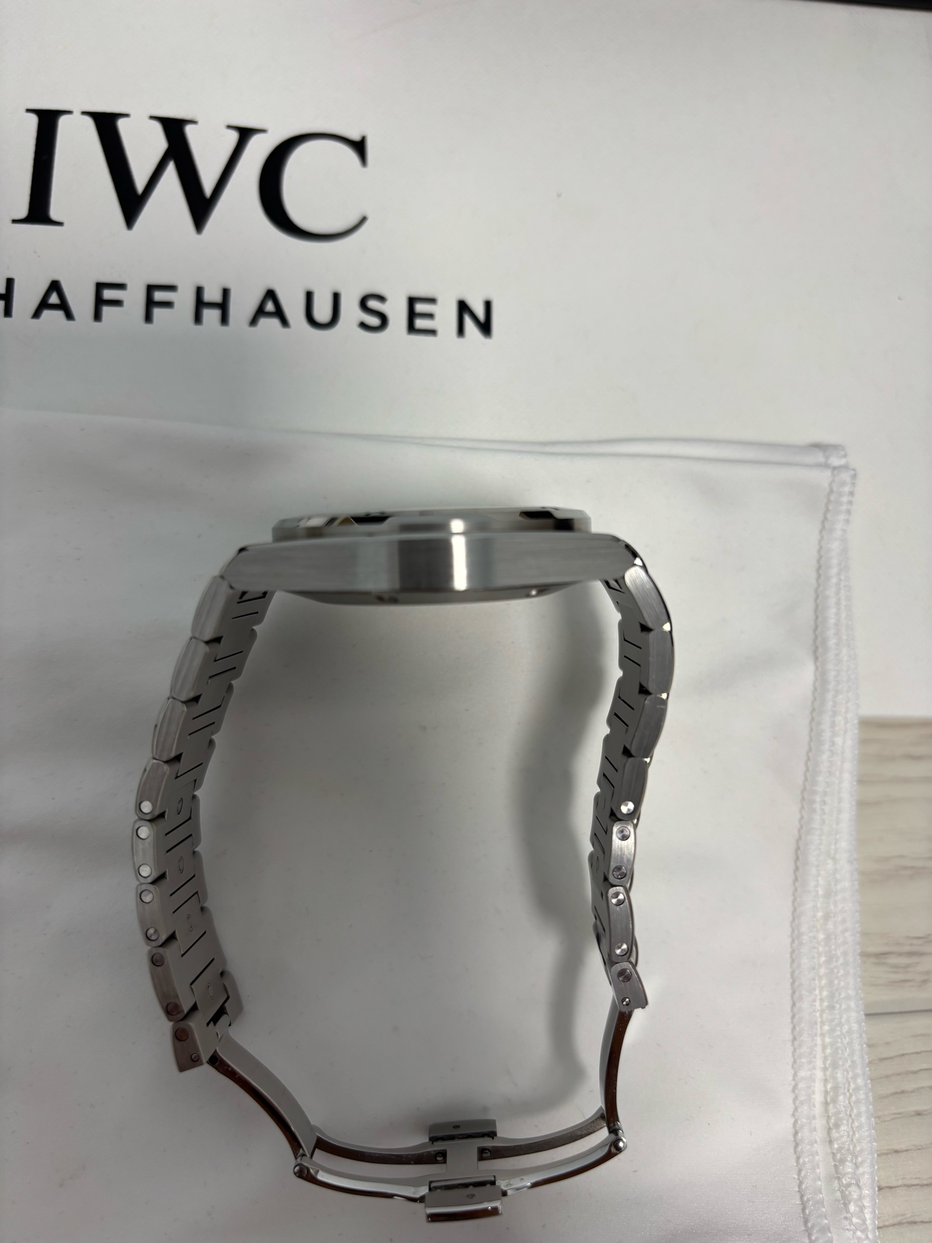 IWC 인제니어 오토매틱 40 IW328901 중고 2023년식 판매자 등록 이미지 5