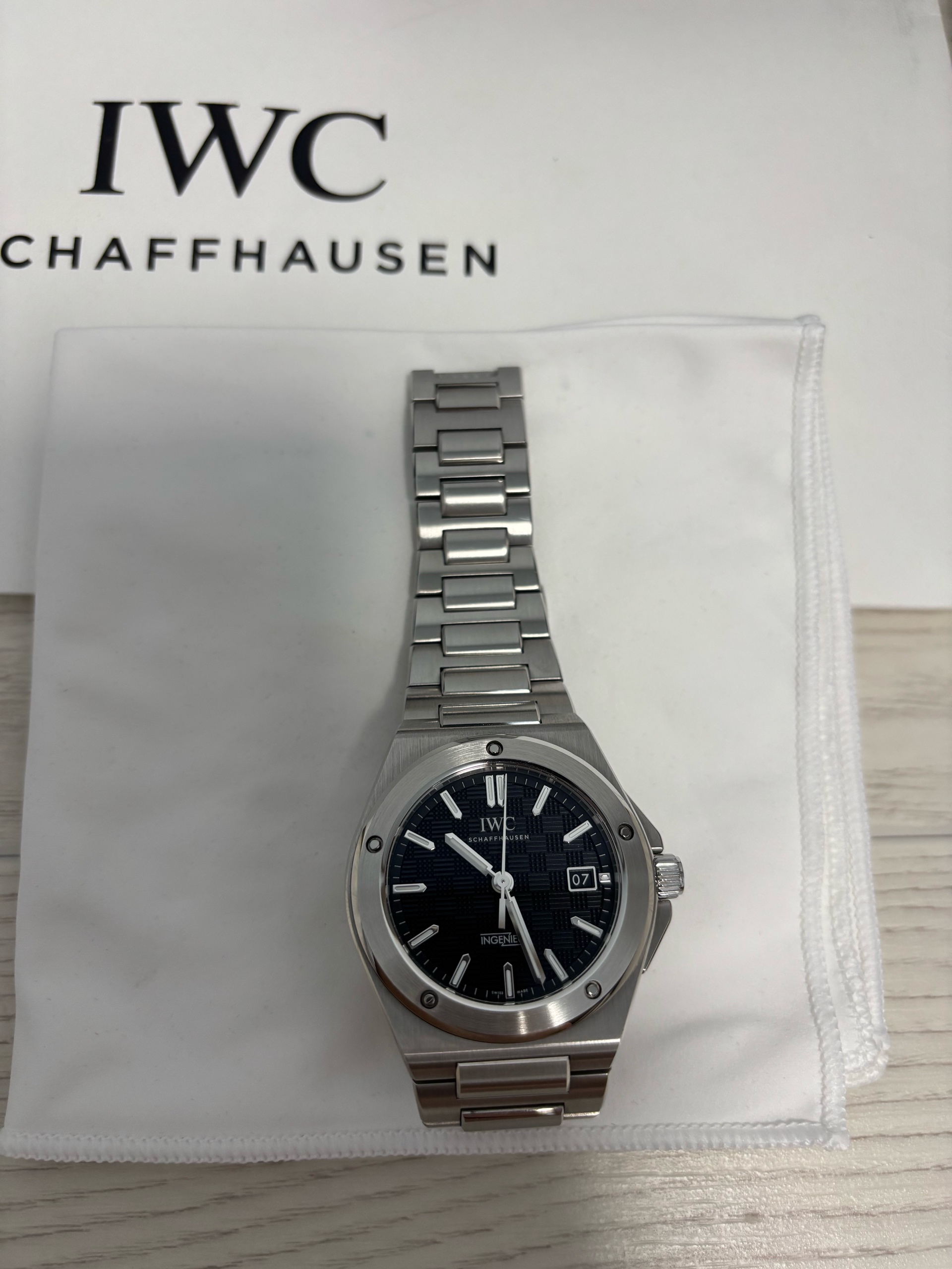 IWC 인제니어 오토매틱 40 IW328901 중고 2023년식 판매자 등록 이미지 3