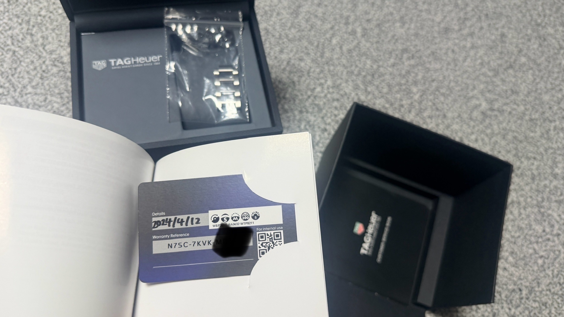 태그 호이어 아쿠아레이서 프로페셔널 300 데이트 WBP201C.BA0632 중고 2024년식 판매자 등록 이미지 8