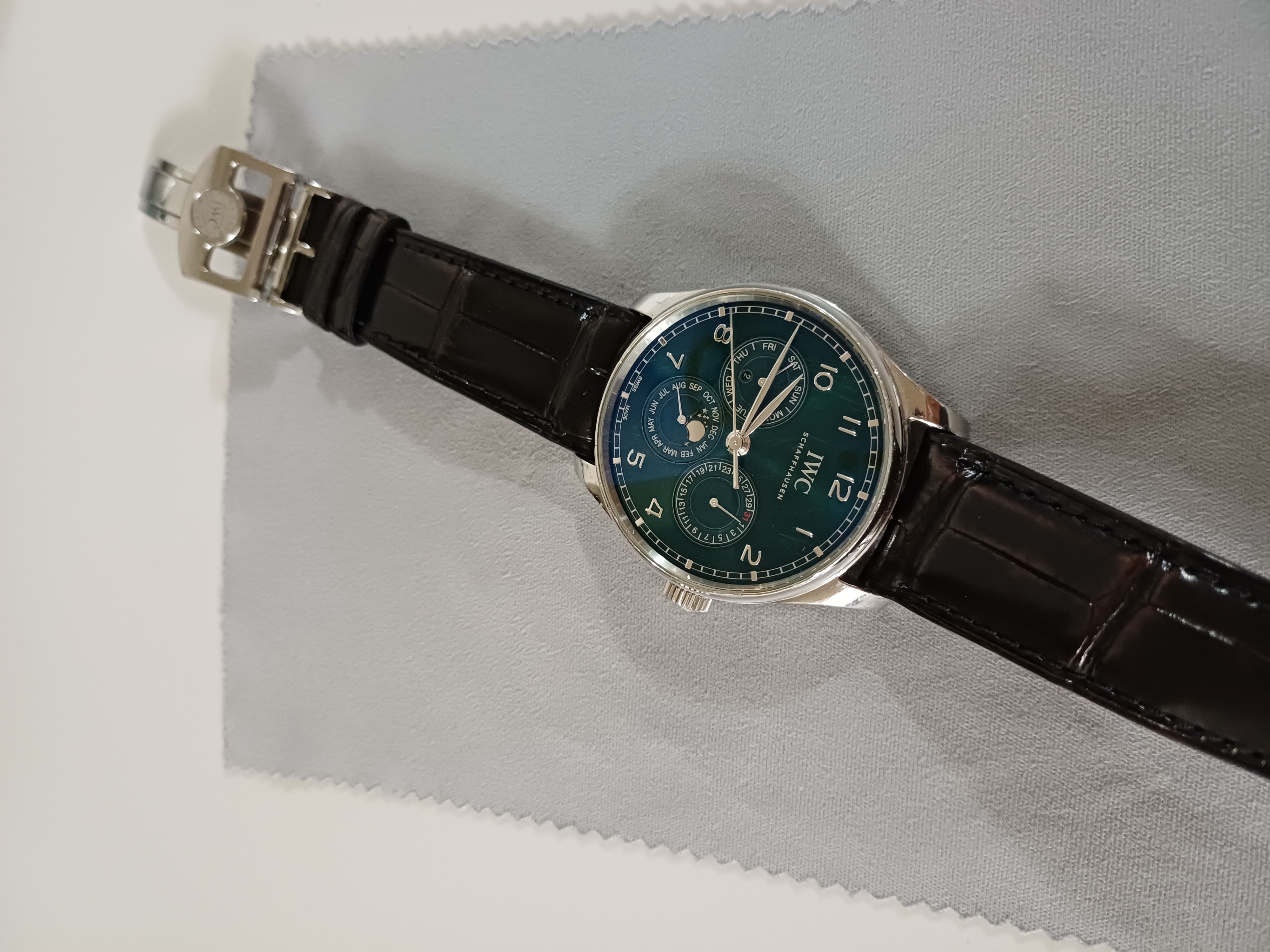 IWC 포르투기저 퍼페추얼 캘린더 42 IW344207 중고 2024년식 판매자 등록 이미지 7
