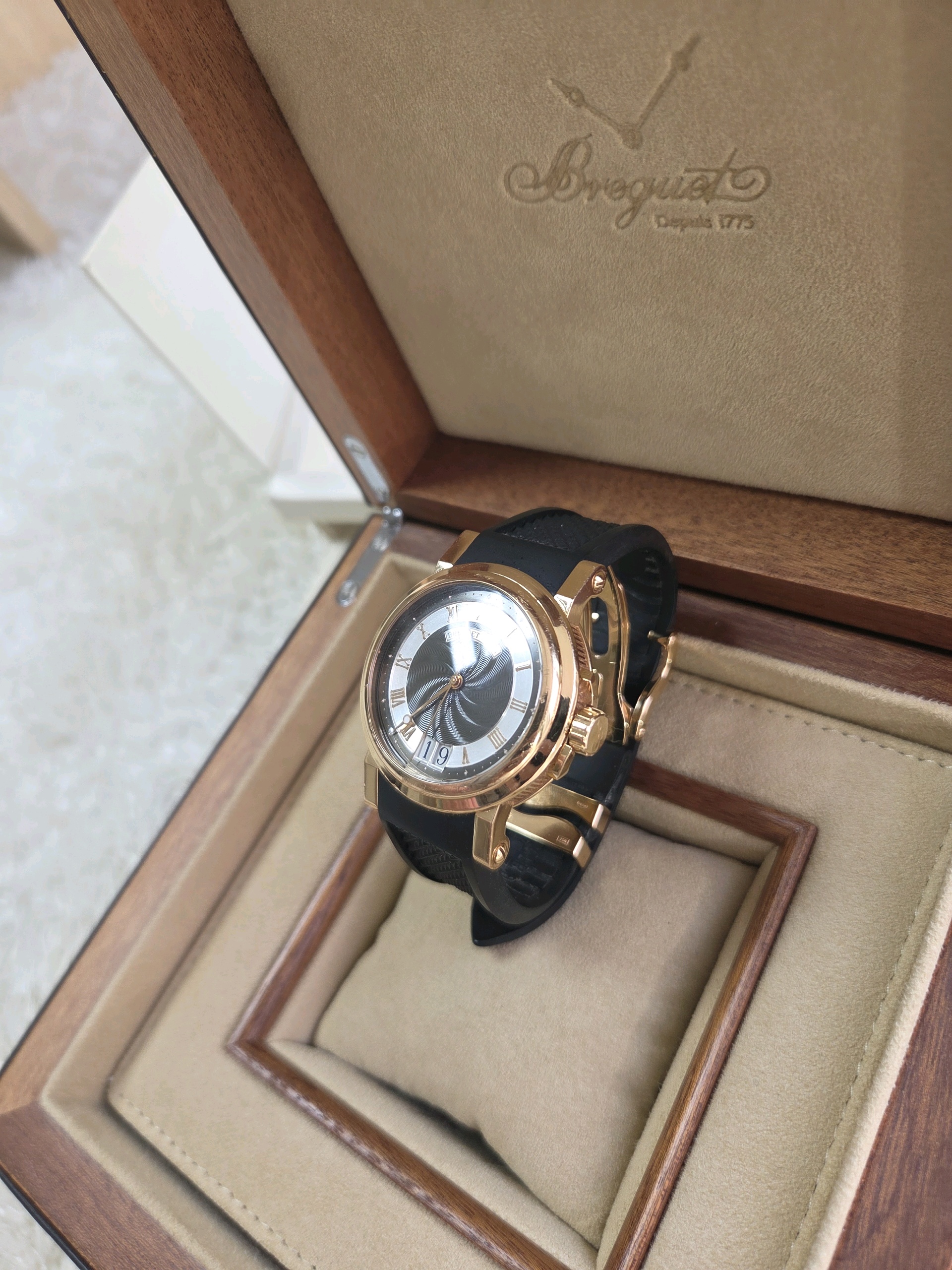 Breguet Marine Big Date 5817BR/Z2/5V8 Used 2017 판매자 등록 이미지 5