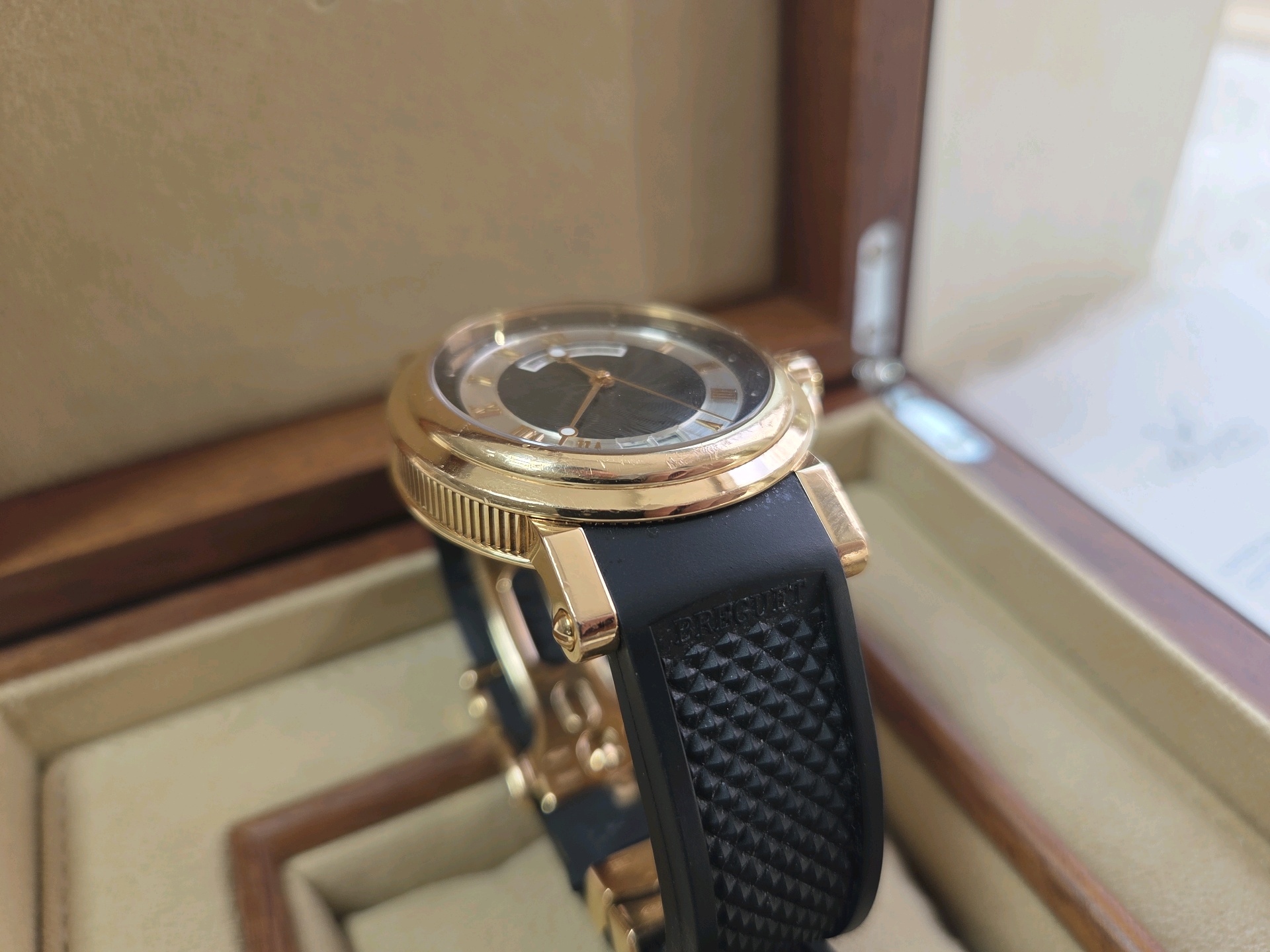 Breguet Marine Big Date 5817BR/Z2/5V8 Used 2017 판매자 등록 이미지 7