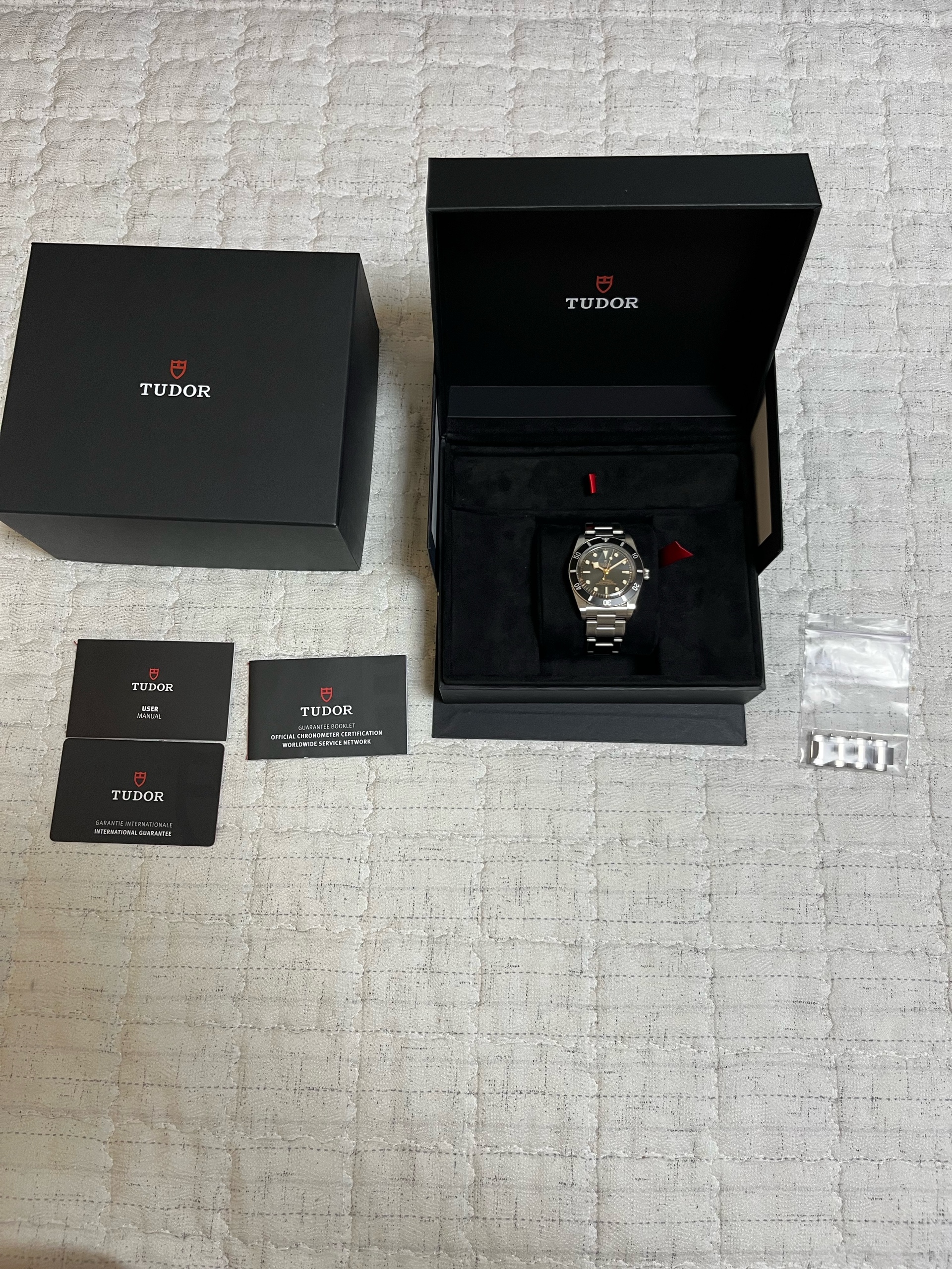 튜더 블랙 베이 54 M79000N-0001 중고 2024년식 판매자 등록 이미지 2