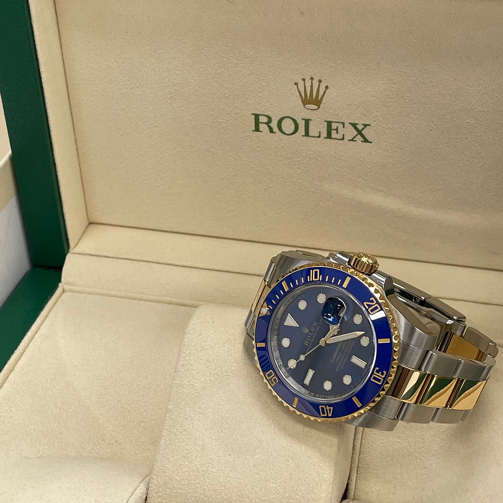 Rolex Submariner Date 116613LB Used 2020 판매자 등록 이미지 4