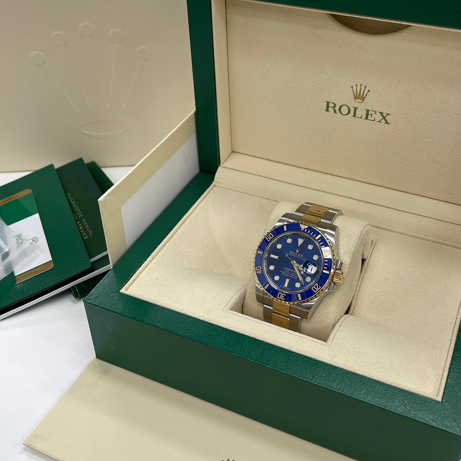 Rolex Submariner Date 116613LB Used 2020