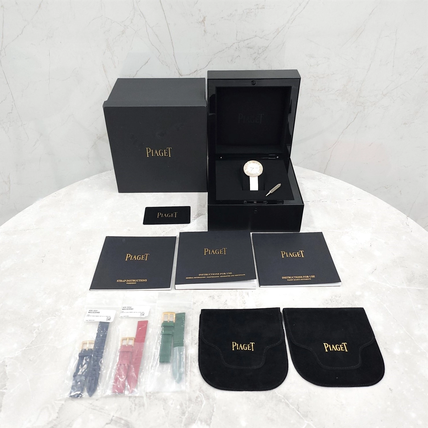 Piaget Possession G0A45092 中古