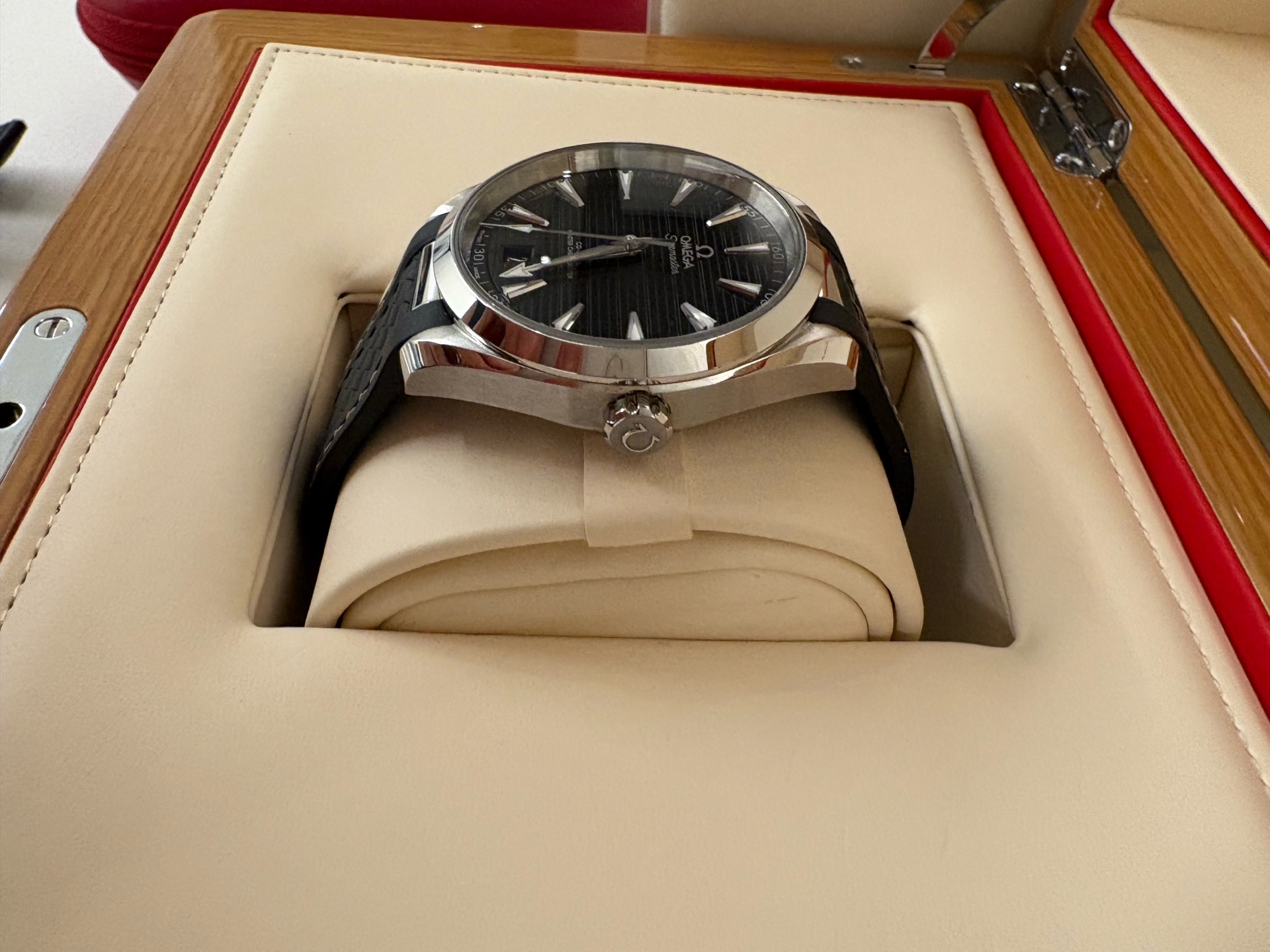 Omega Aqua Terra 220.12.41.21.01.001 中古 2018年式 판매자 등록 이미지 6