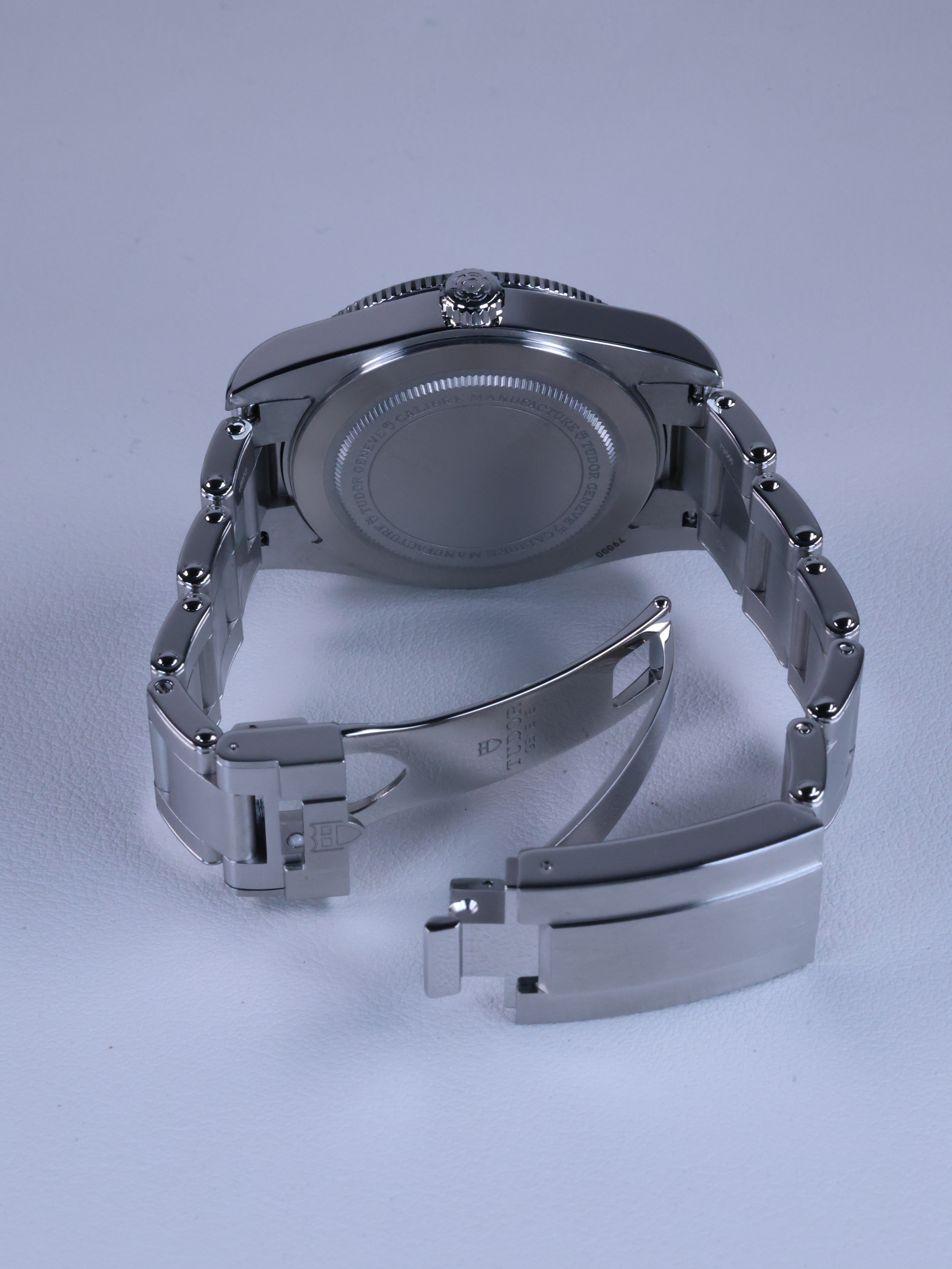 Tudor Black Bay 54 M79000N-0001 - 4