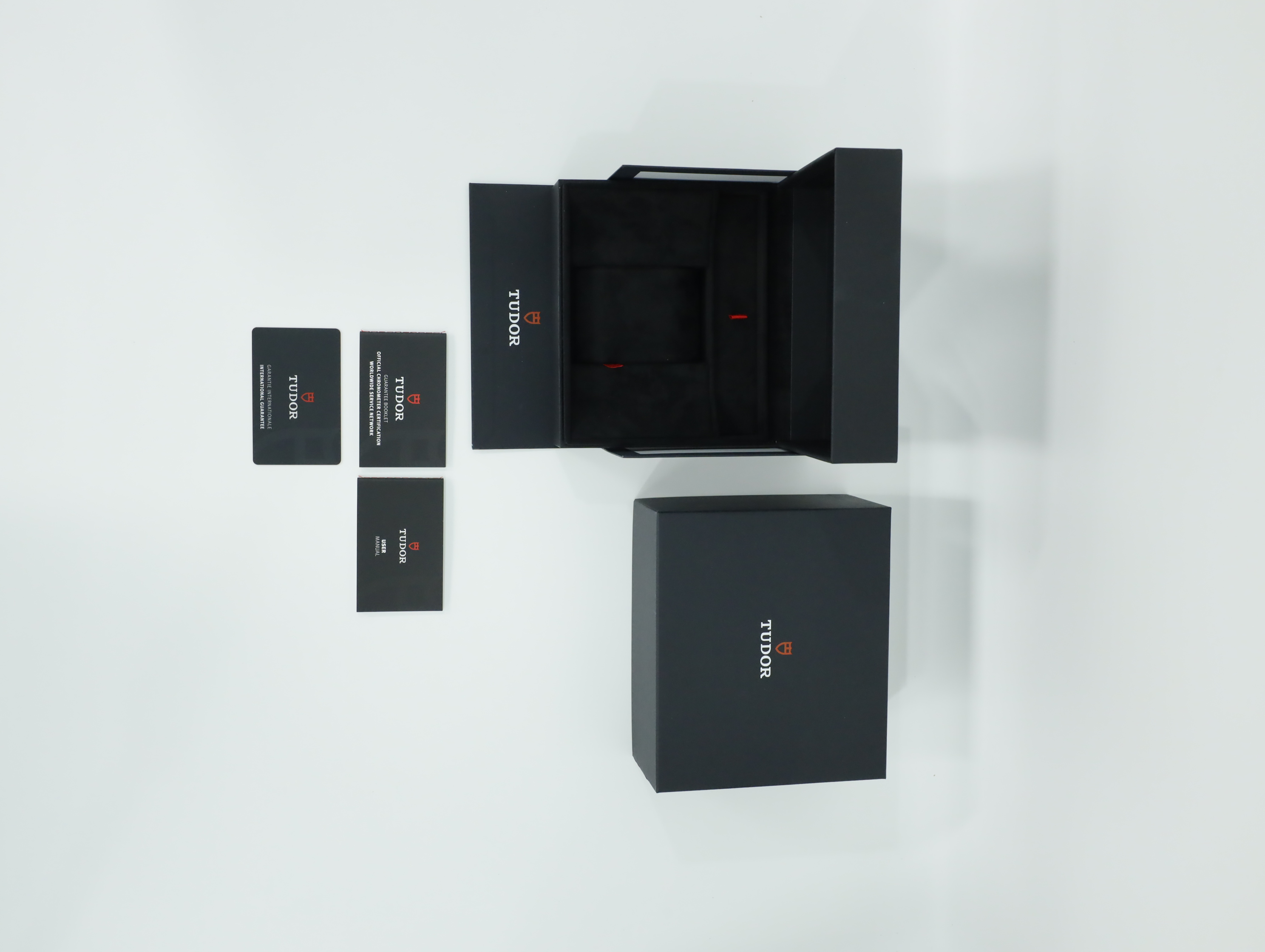 튜더 블랙 베이 세라믹 M7941A1ACNU-0001 중고 2026년식 풀패키지샷