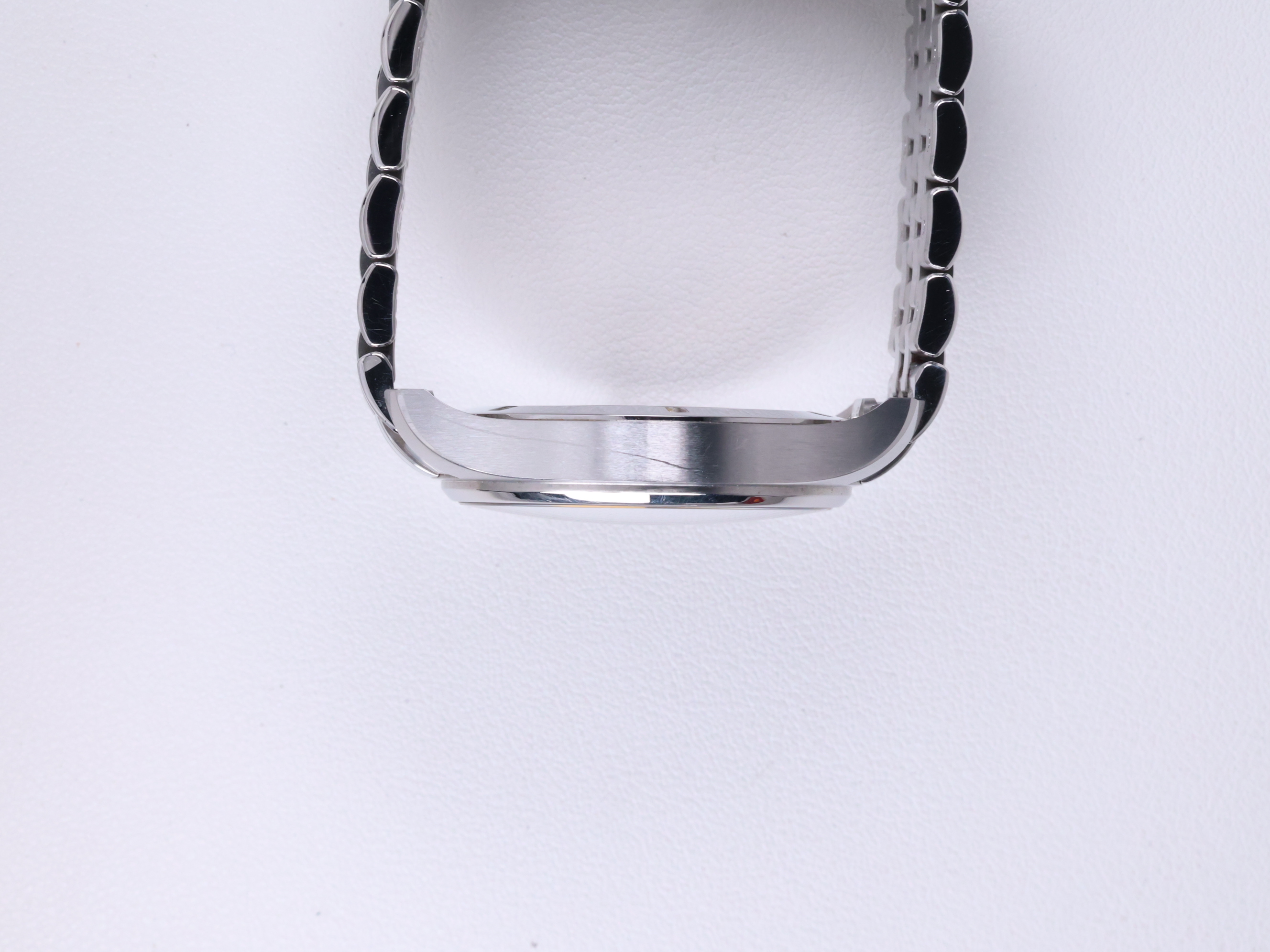 IWC 파일럿 워치 마크 XX IW328204 중고 2024년식 측면(크라운 반대편)