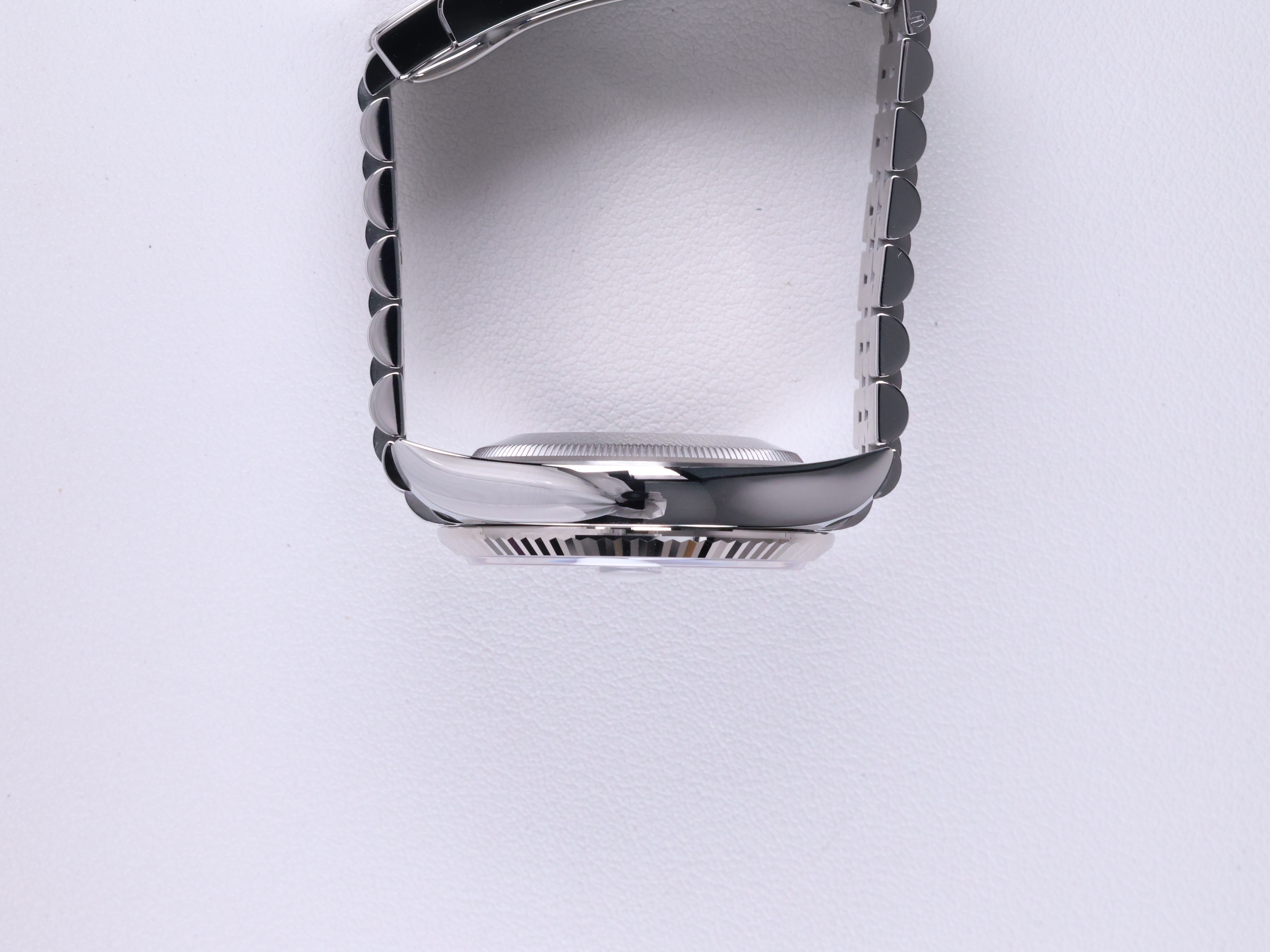 Rolex Datejust 36 126234 中古 2026年式 측면(크라운 반대편)