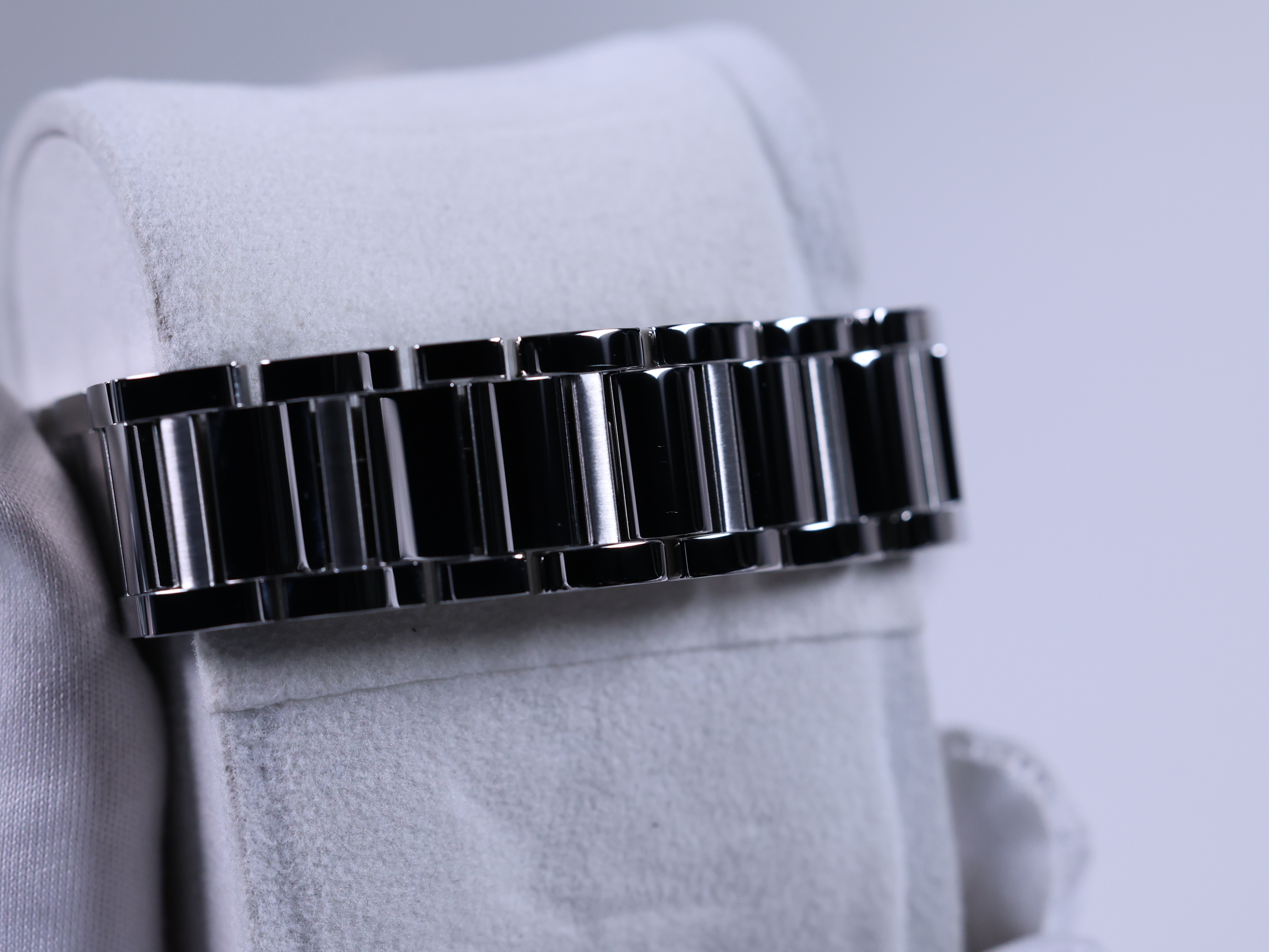 Cartier Tank Must SM WSTA0107 - 11