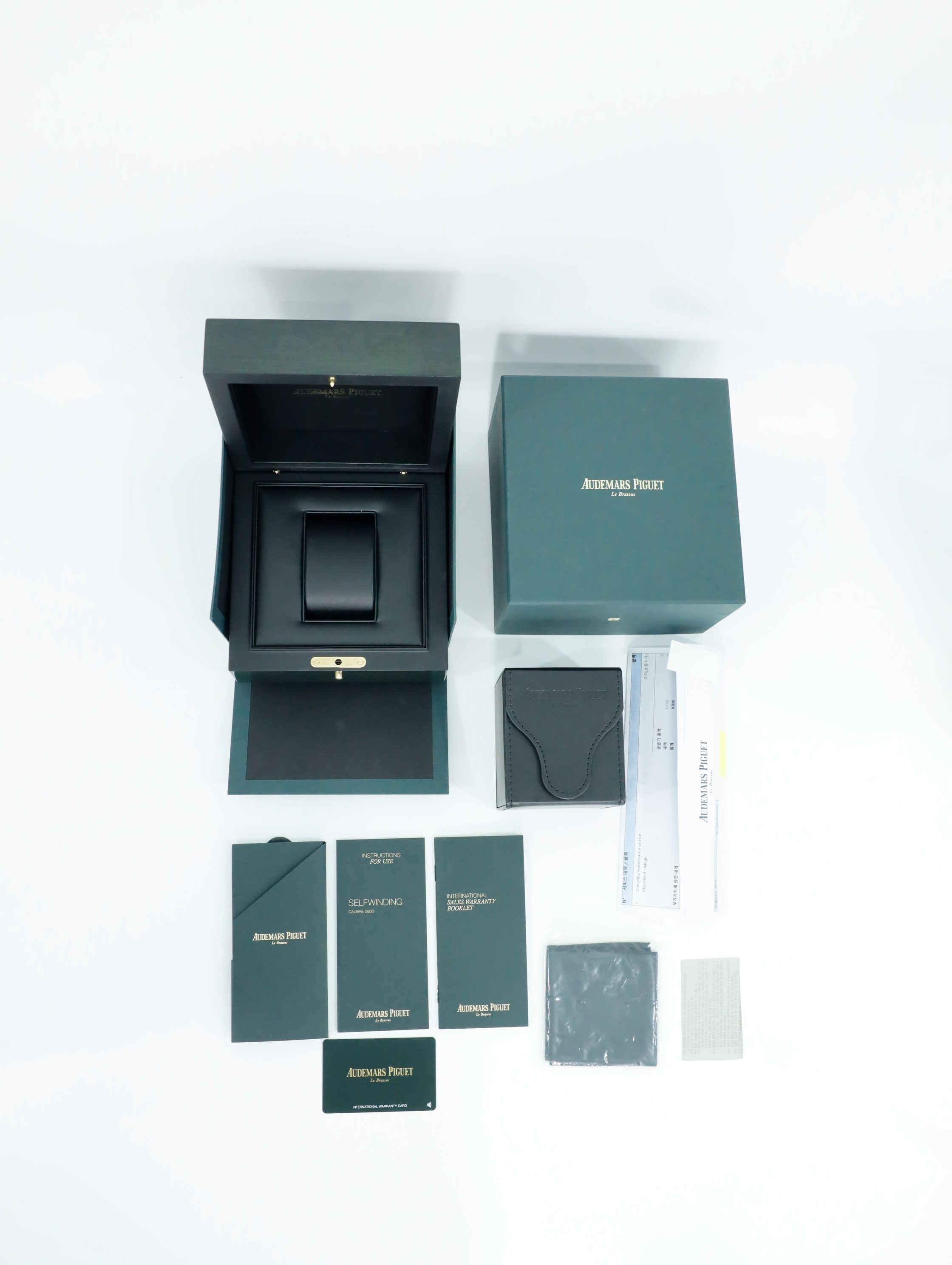 오데마 피게 로열 오크 77350ST.OO.1261ST.01 중고 2021년식 풀패키지샷